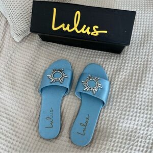 Lulu's Blue Thyyla Sandals with Starburst Embellishment Size 7.5